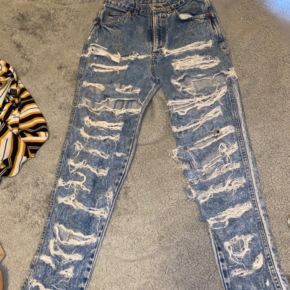 High wasted ripped jeans - Picture 1 of 1